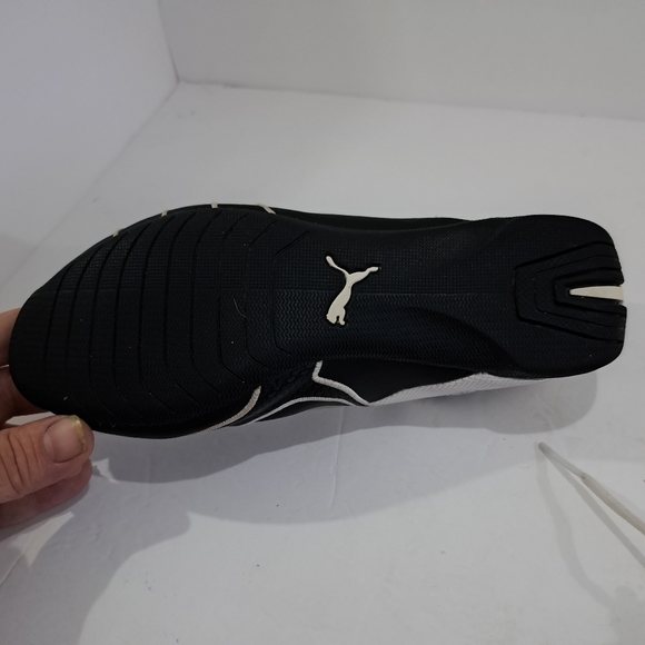 Boys Puma Running Shoes - Picture 8 of 8